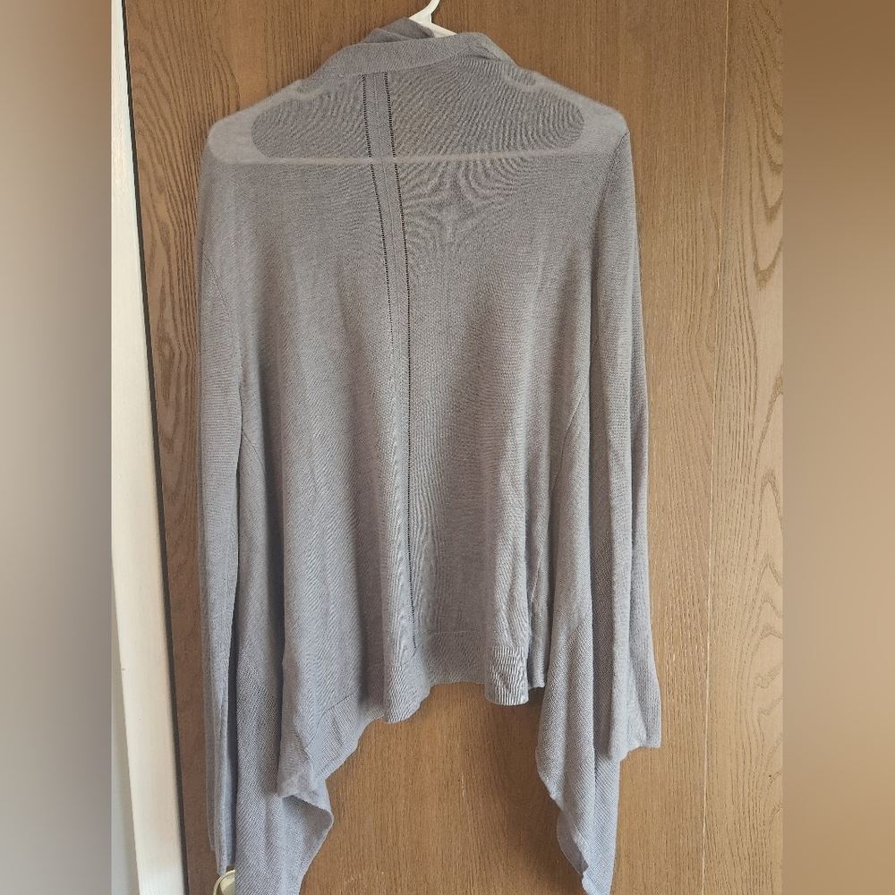 Elegant Gray Women's Shaw - Picture 2 of 2
